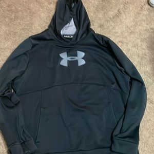 Men’s black under armor hoodie, size 2 XL